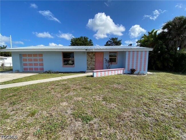 Building Photo - 11310 Linda Loma Dr