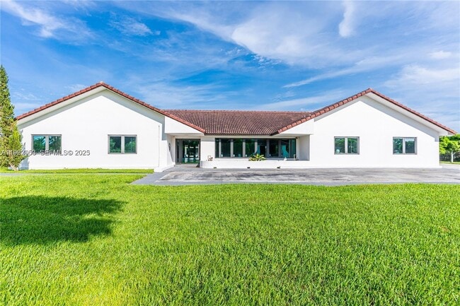 Building Photo - 13355 SW 207th Ave