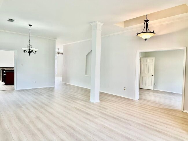 Photo - 3131 Valley Ct