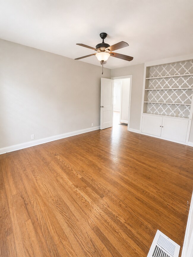 Photo - 1605 Pearl St