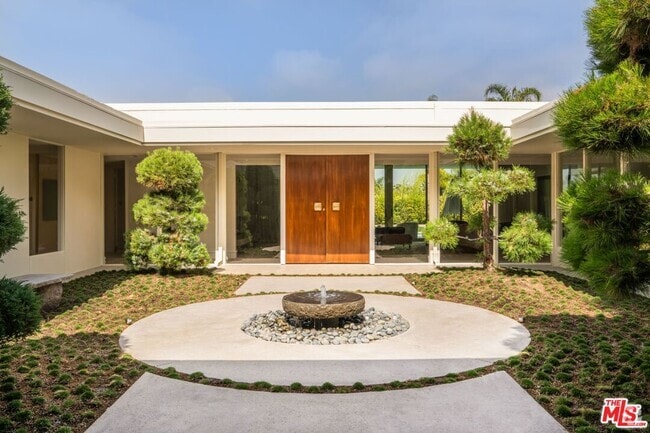 Building Photo - 1865 Loma Vista Dr Rental