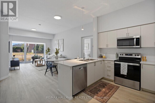 Photo - 70 Dean Ave Unit 106