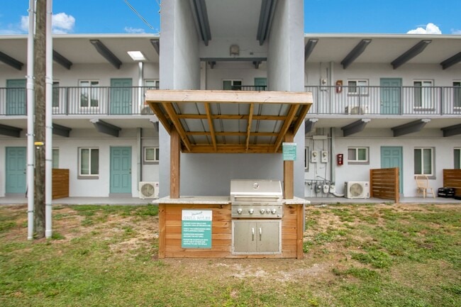 Photo - The Blackwell Apartments | 1 Bedroom Apartments in Leesburg, FL