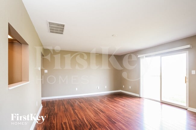 288 Pixy Ct