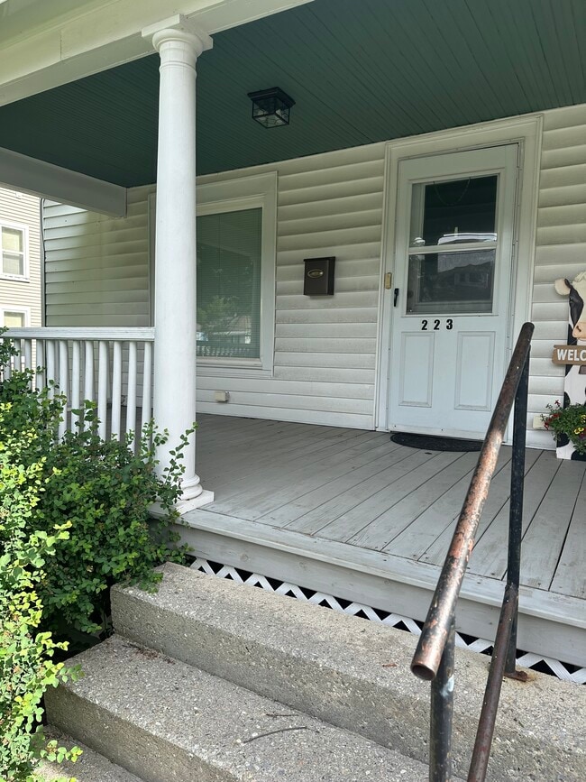 Photo - 223 Elm St
