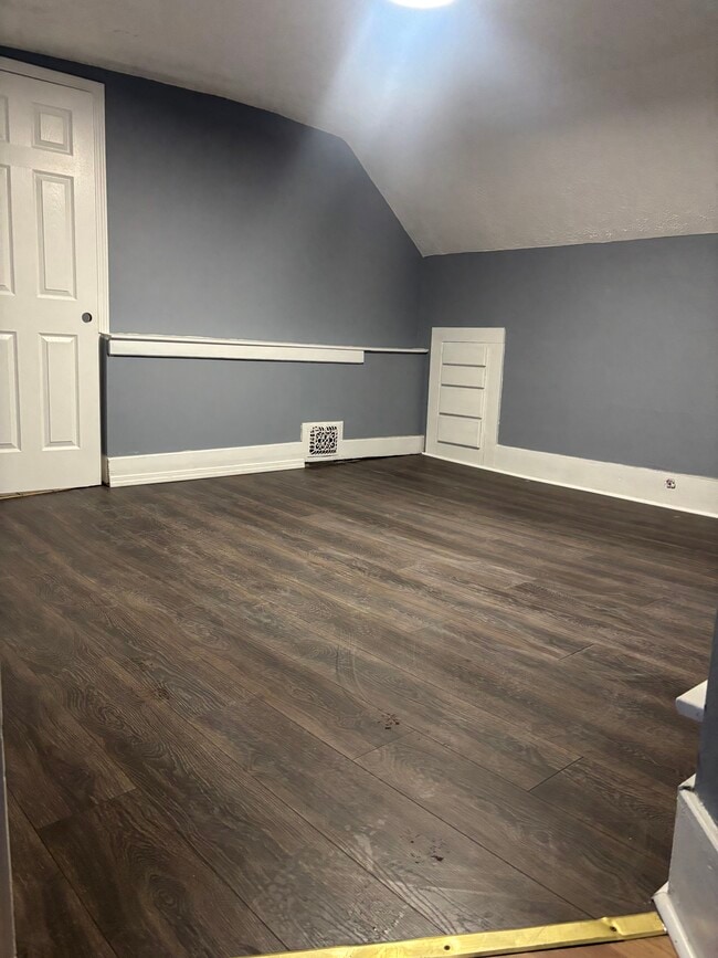 Photo - 721 Sumner St Unit 1