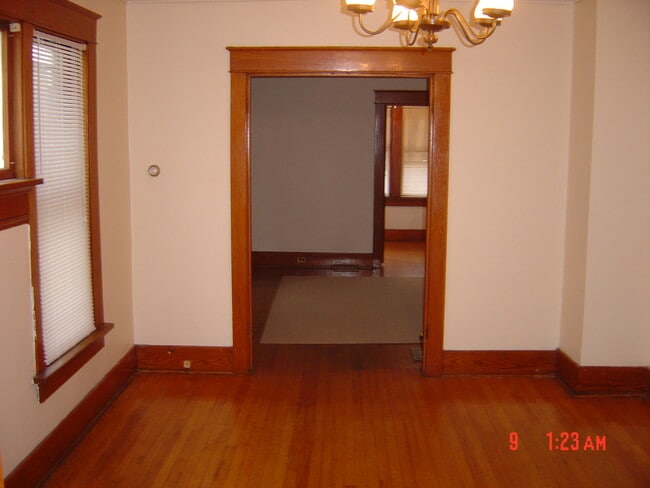 1123 W 24th St Unit 1