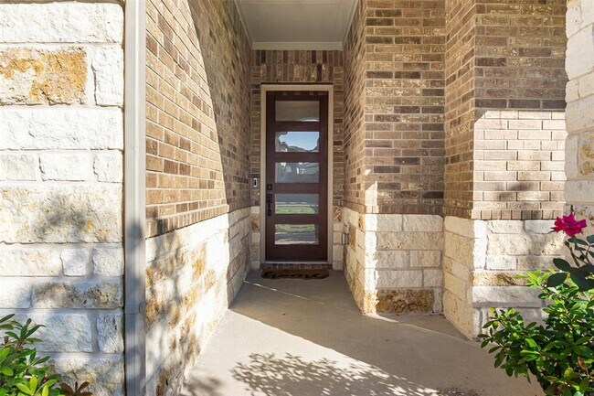 Photo - 1016 Calendula Trl