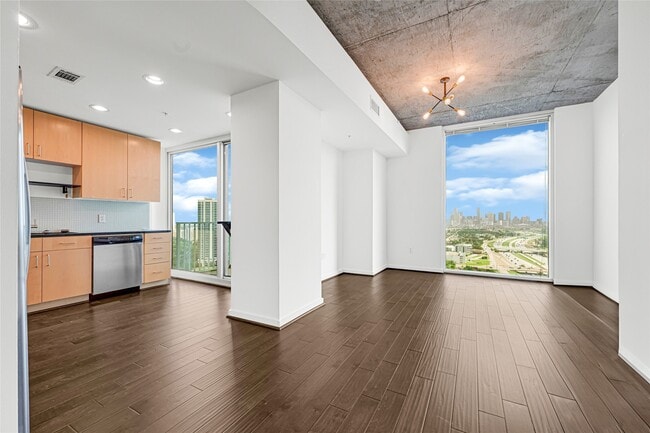 Photo - 5925 Almeda Rd Unit 12403