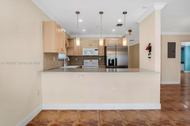 Photo - 4370 SW 82nd Ave