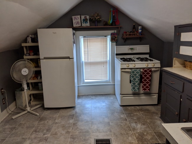 Photo - 57 Mayfield Ave Unit C