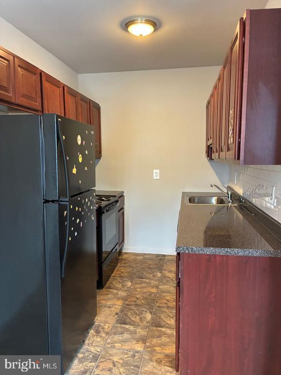 Photo - 260 N Wycombe Ave Unit 210