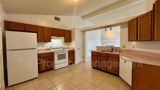 Photo - 3696 Barbizon Cir N