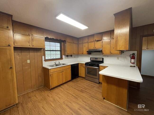 Photo - 31520 Stagecoach Rd