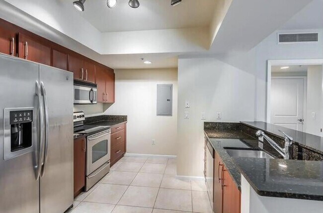 Photo - 403 S Sapodilla Ave Unidad 303 Rental