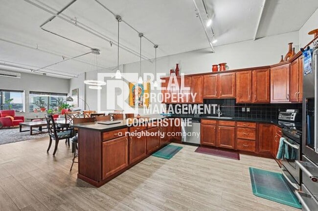 Photo - 125 S Kalamazoo Mall Unit 608