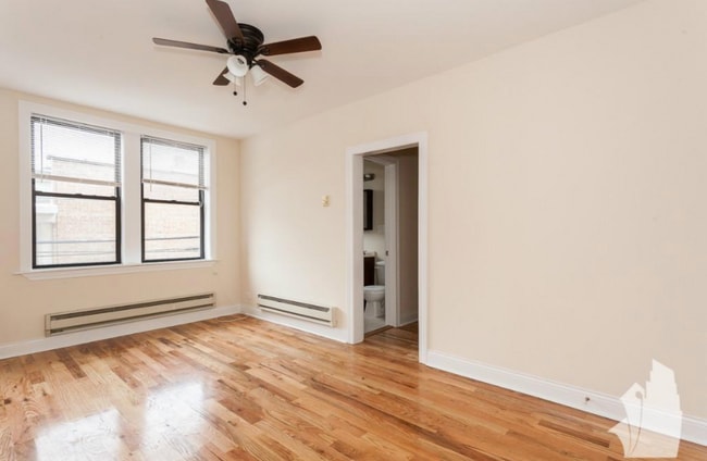 Photo - 851 W Diversey Pky Unit 818-OS