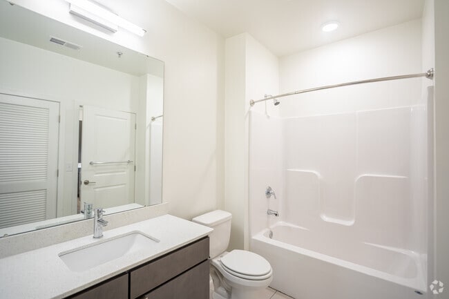 The Retreat- 1BR, 1BA