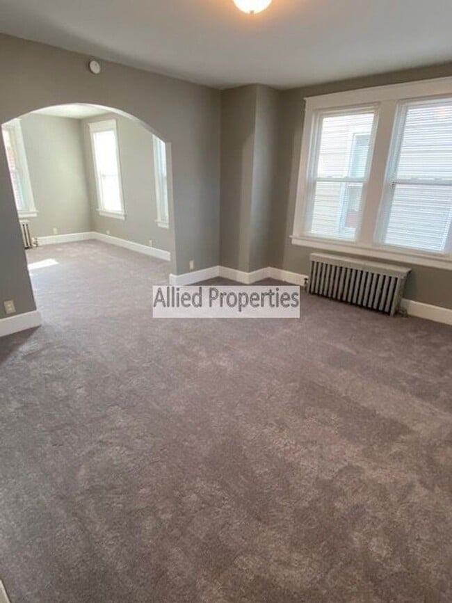 Photo - 969 Harmon Ave