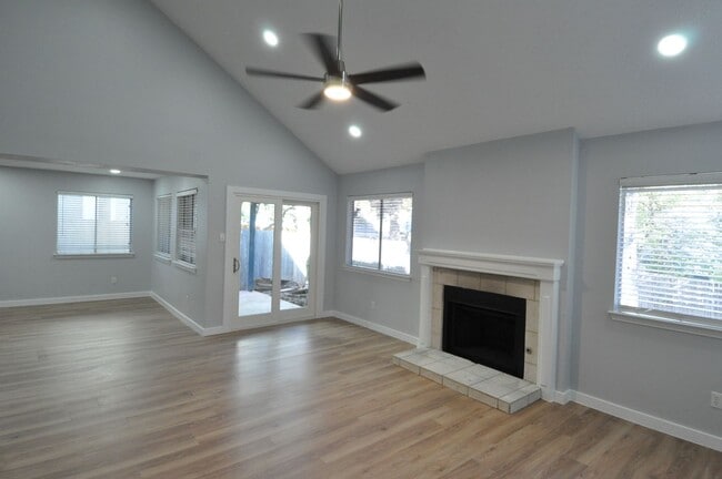 Photo - Completely Renovated in Round Rock ISD