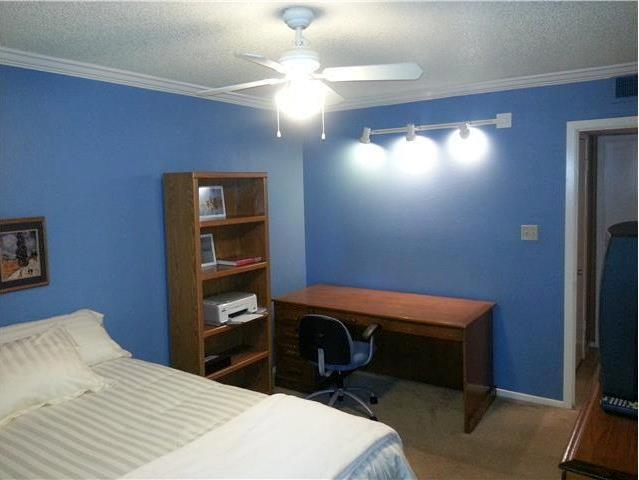 Photo - 910 Duncan Ln Unit 11