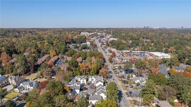 Photo - 4200 Roswell Rd NE Unidad 4