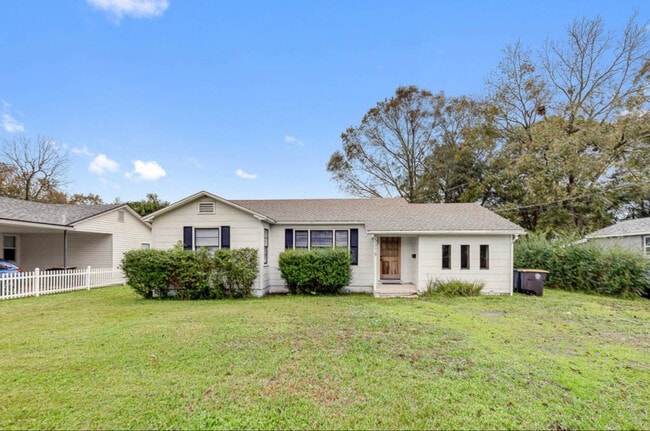 Building Photo - 5319 Attleboro St