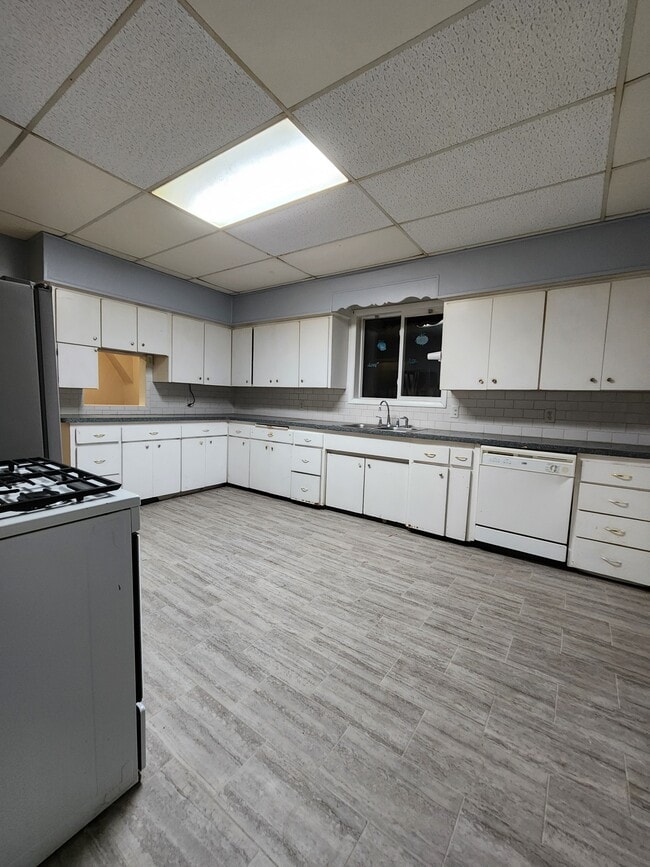 Building Photo - 613 Cook Ave E Unit 613 Rental