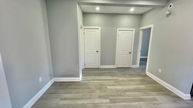 Photo - 26 Fairleigh Ave S Unité 2