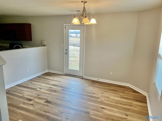 Photo - 193 Cloverbrook Dr