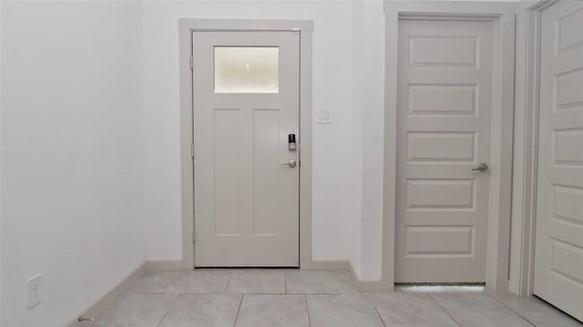 Photo - 28910 Yukon River Ct