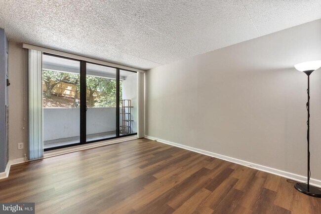 Photo - 5911 Edsall Rd Unit 201