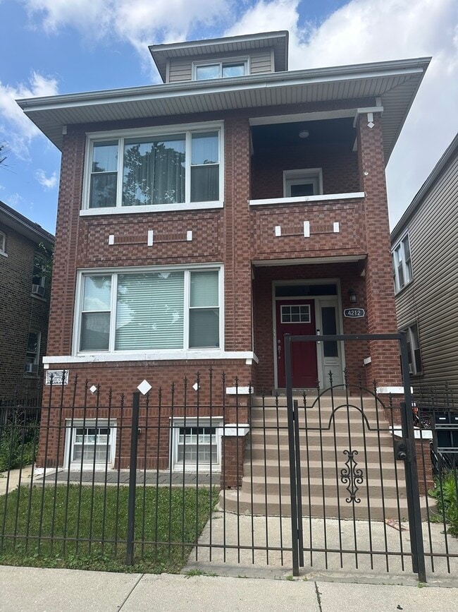 Building Photo - 4212 S Campbell Ave