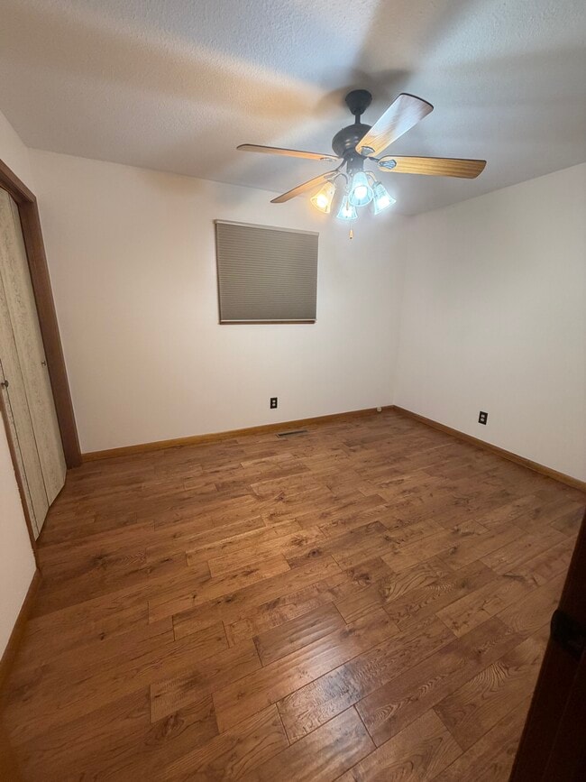 Photo - 371 Greenbrier Dr