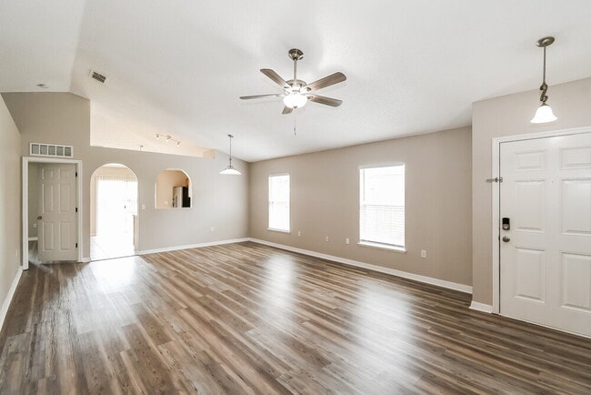 Photo - 3608 Alec Dr