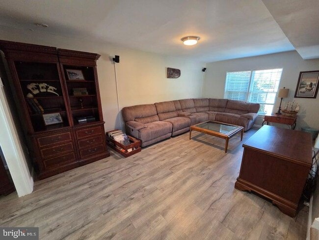 Photo - 2573 Windbreak Dr