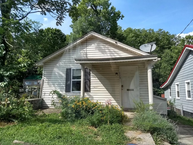 Photo - 113 Moberly Ave