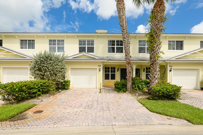Building Photo - 3944 Sabal Way Rental