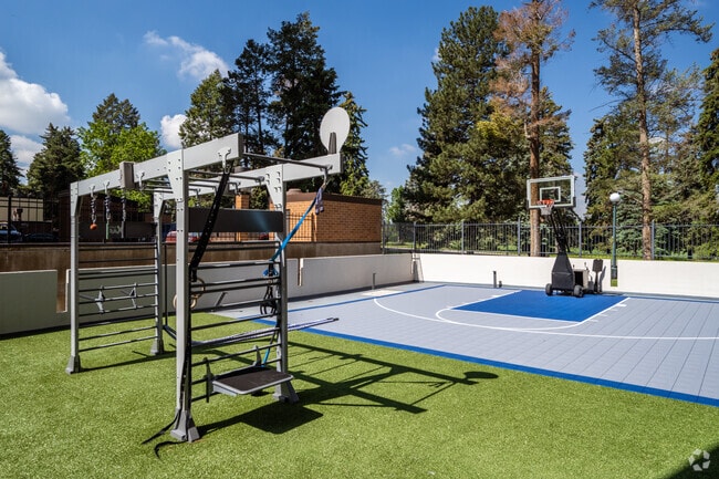 Outdoor Fitness Center - Park Cheesman