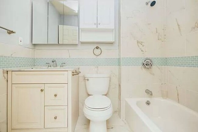 Photo - 167 Hopkins St Unit 2