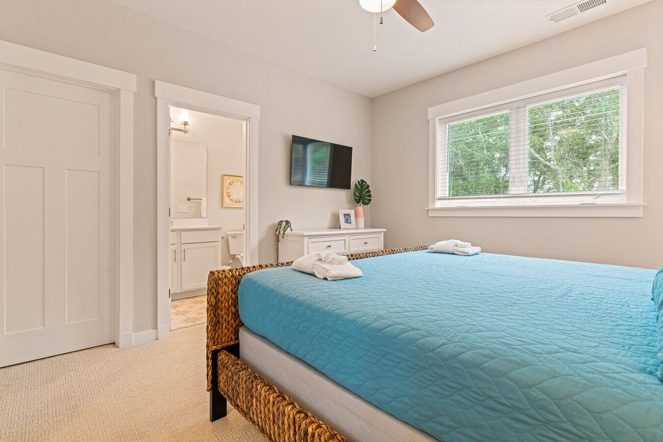 Photo - Outer Banks 2 Bedroom Year Round Rental