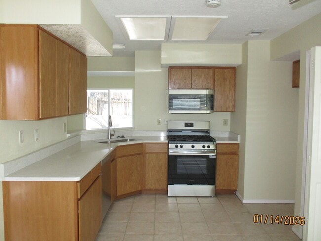 Photo - 1409 Alder Dr NE