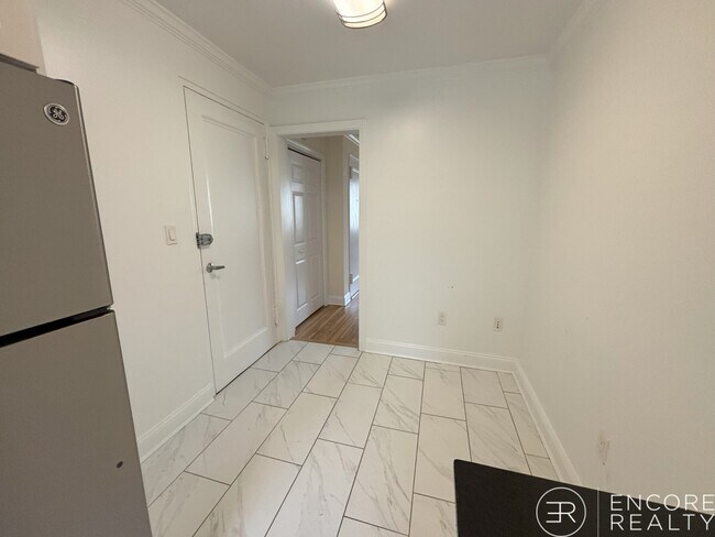 Photo - 86 St Paul St Unidad 3