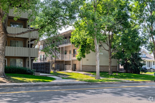 Photo - Clock Tower Apartments
