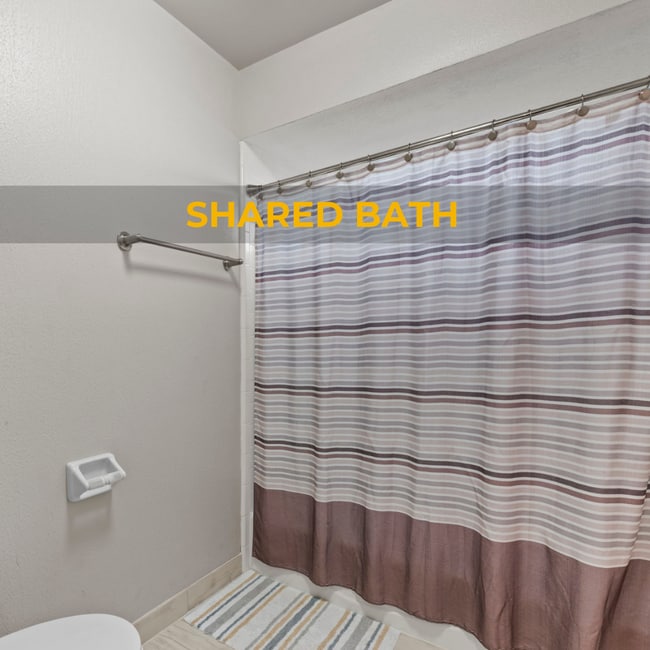 Building Photo - 16607 Brenton Oaks Dr