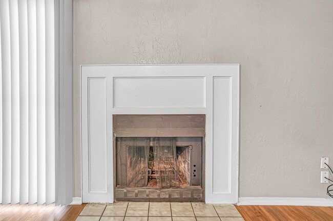 Photo - 4028 NW Ozmun Ave Unidad 4028-A
