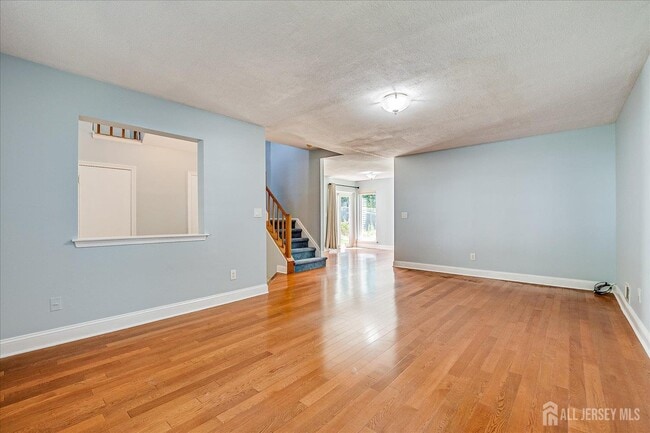 Photo - 39 Jeffrey Cir
