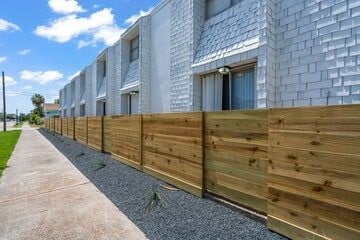 Photo - 928 Postoffice St Unit 10