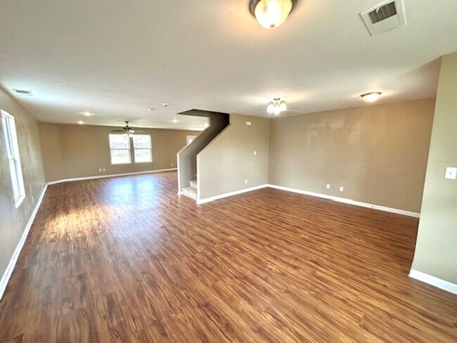 Photo - Move In Ready!-Charming 3 -bedroom Home with a move in special-$300 off first month's rent.