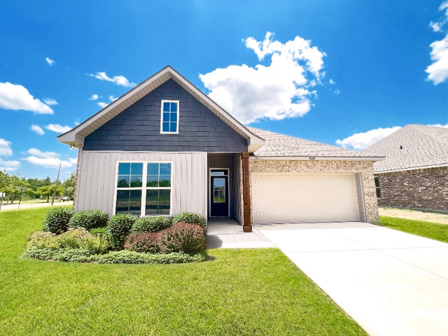 Building Photo - 18031 Evergreen Dr Rental